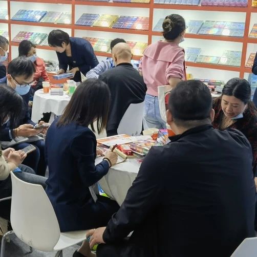 展會(huì)邀請(qǐng) 5月上海國藥會(huì)，搶占醫(yī)藥市場新機(jī)遇10.jpg
