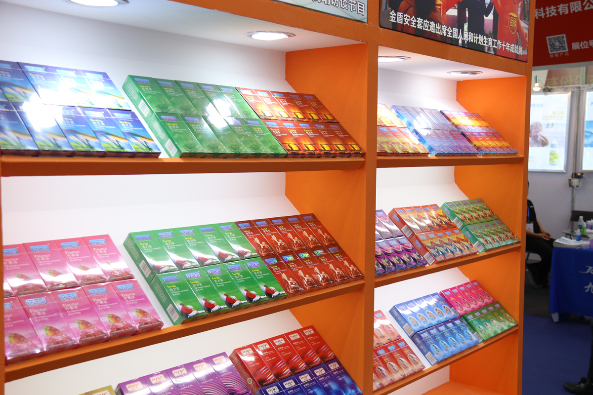 產(chǎn)品有特色、價格好操作，康祥避孕套閃亮國藥會！(圖3)